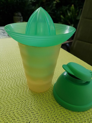 Tupperware jungewelle - tupperware,
