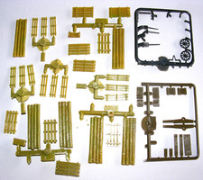 HO Modelleisenbahn Plastik Bauernhof Deko Karren Spaten Schaufel Mistgabel Holz