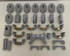 Lego Castle 7094 Burg Ritterburg 31 Mauersteine / Einzelteile