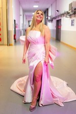 FOTO NR. 99 - BEATRICE EGLI -