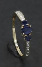 9 Karat Gelbgold 3 x Saphir