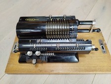 Rechenmaschine Original Odhner Göteborg Arithmometer, alt, Antik, mit Holzkoffer