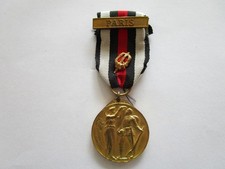 Preussen Medaille Fürs Vaterland 1914 am Band mit Auflage- Gefechtsspange Paris