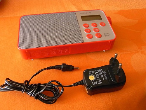 Sony ukw dab radio xdr - sony, dbp