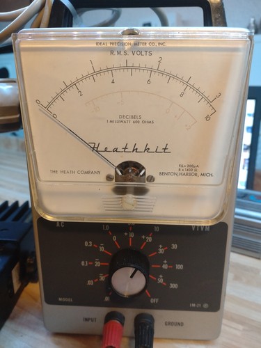 Röhrenvoltmeter heathkit - röhrenvoltmeter,