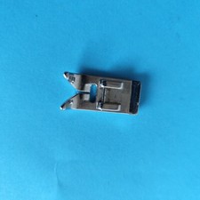 Universal Zick Zack Nähfuß für  Veritas und baugleiche Modelle   F19