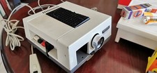 Diaprojektor-Automat mit Zubehör (Leinwand etc.)
