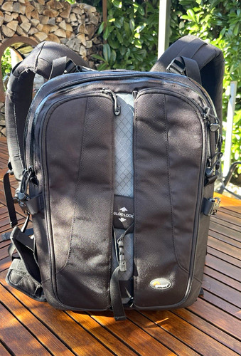 Lowepro vertex 200 - vertex,