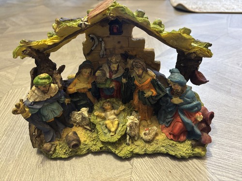 Schöne alte weihnachtskrippe - schöne,