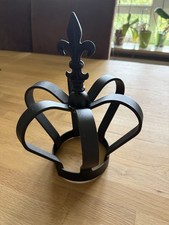 Krone aus Metall Schwarz Deko
