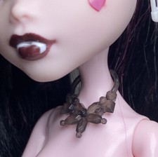 MONSTER HIGH Draculaura