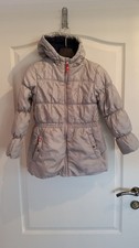 Mädchen Winter-Steppmantel größe 122/128 beige