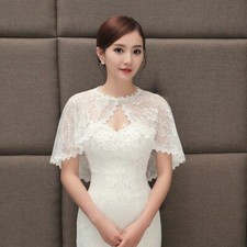 Braut Spitze Achselzucken