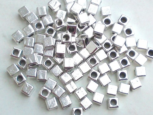 30x metall perlen würfel - 30x,