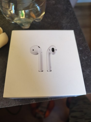 Apple airpods generation - 1.,