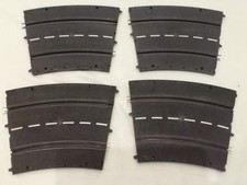 Carrera Universal 132 4x Kurve 2 50502 Sehr Guter Zustand