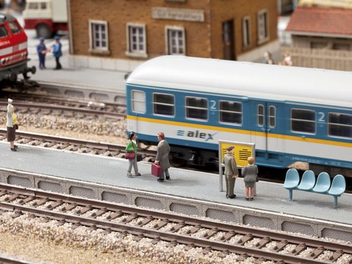 Noch 63010 - noch, n