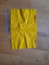 Gelbes stück stoff - gelbes,