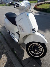 Vespa GTS Super 310 Weiß