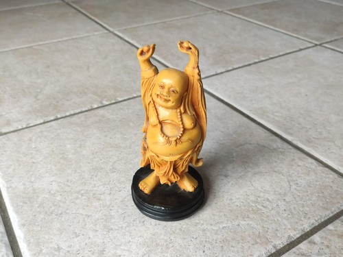 Stehender buddha figur - stehender,