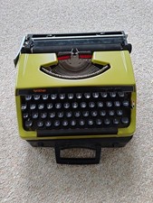 REISE SCHREIBMASCHINE BROTHER