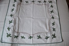 alte DDR Weihnachtsdecke 74 x 79 cm Handarbeit Stickerei 60er/70er Vintage Deko