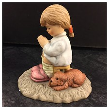 Berta Hummel  BH Silent Prayer Mädchen betend mit Hund Göbel Porzellan Figur 