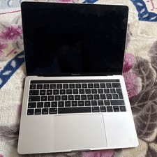 MacBook Pro 15,2 A1989 13"