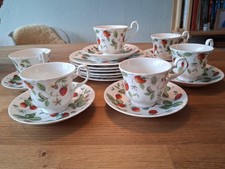 Roy Kirkham Alpine Strawberry - 6 Personen - Tassen, Untertassen, Kuchenteller