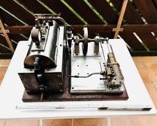 Sehr große schwere liegende