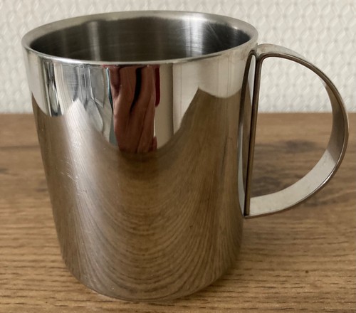Trinkbecher mit griff - griff, aus