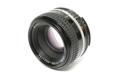 Nikon 1,8 / 50 mm Objektiv AIS