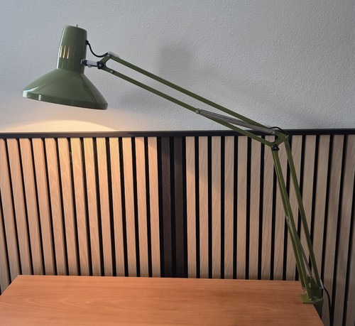 Architektenlampe olivgrün