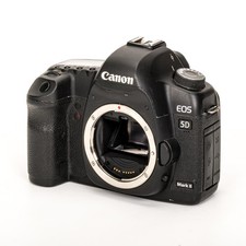 Canon EOS 5D Mark II  ca