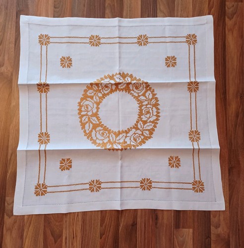 Handarbeit mitteldecke - handarbeit,