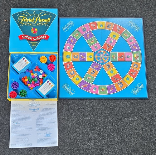 Parker trivial pursuit - parker,