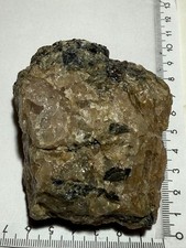 Cordierit, eher selten gr. Stufe Norwegen, Mineralien N°571/B13