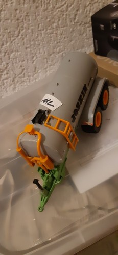 Siku farmer joskin - farmer, 1:32