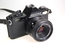 Pentax MV mit Ricoh XR Rikenon