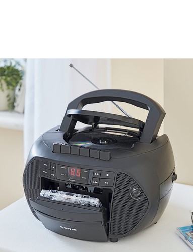 Portable radio cassette - radio,