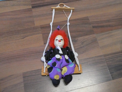 Clown puppen auf - puppen, schaukel