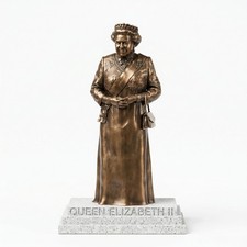 Queen Elizabeth II Statue -