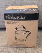 The Pampered Chef Flour/Sugar