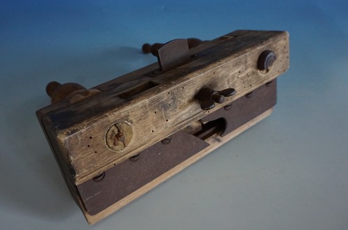 Antik uralter schreiner - antik,