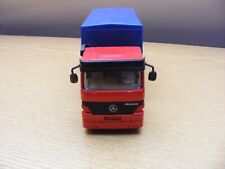 Siku 2933  Mercedes Benz Actros LKW mit Mitnahmestapler 