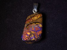 Boulder Opal Anhänger aus