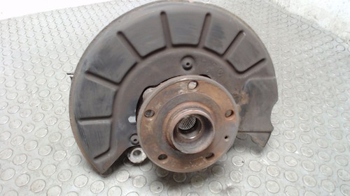 Achsschenkel vorn links - vorn,