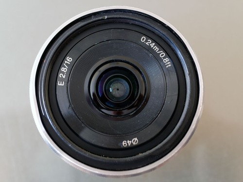 Sony objektiv sel16f28 16mm - *,
