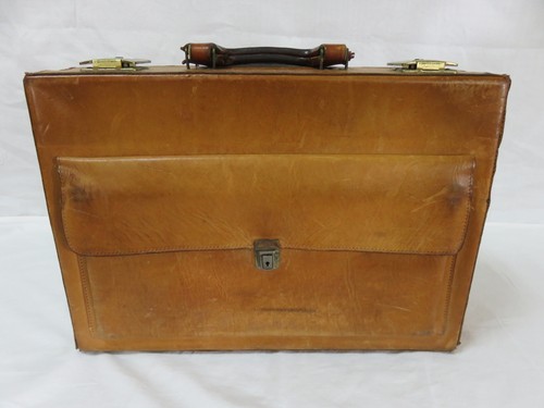 True vintage aktenkoffer - true,