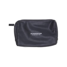 Wunderkind, Kulturbeutel